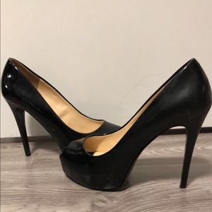 Guess Pumps Size 8.5